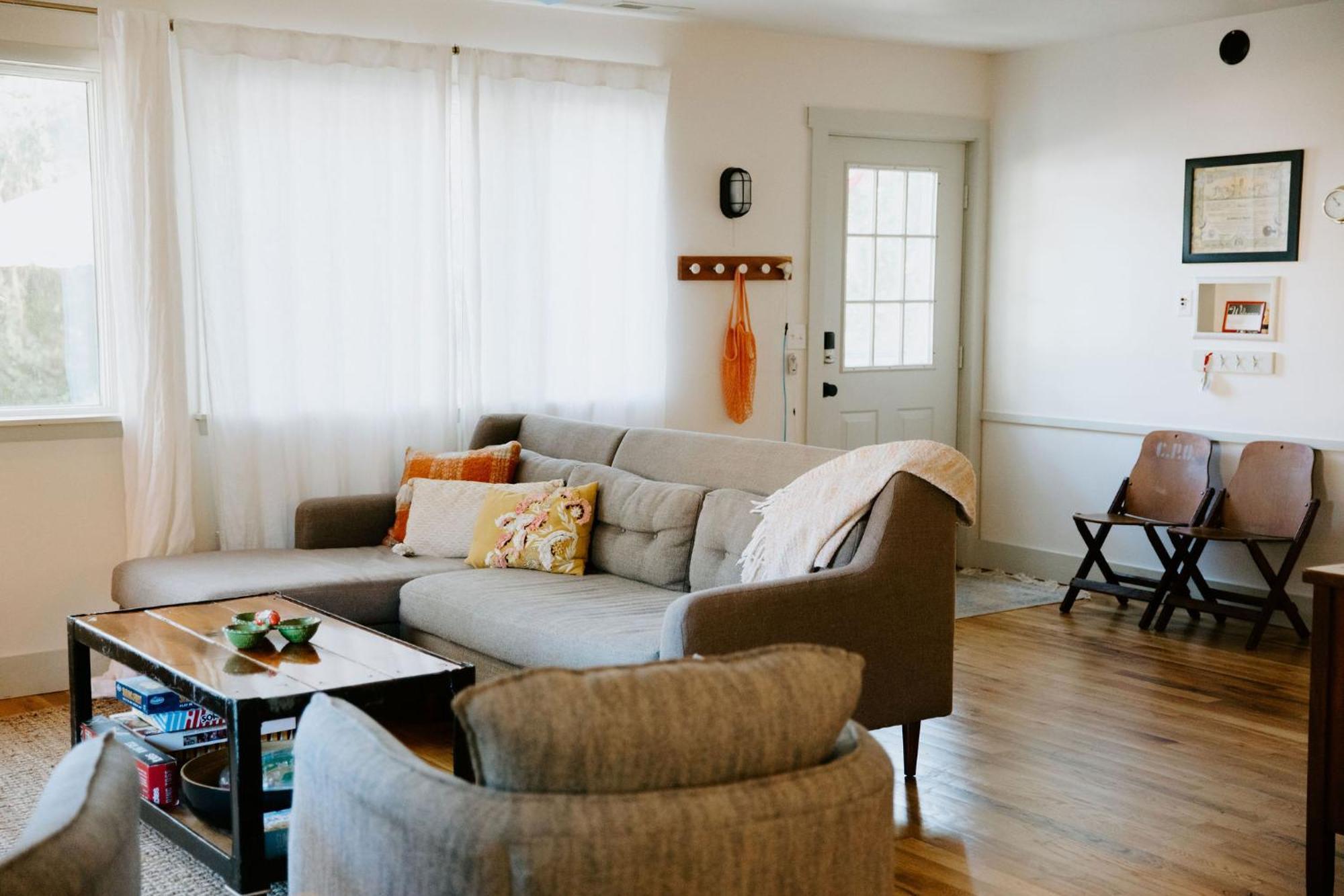 Holiday home By The Sea: Pagnotto Shellback House *
