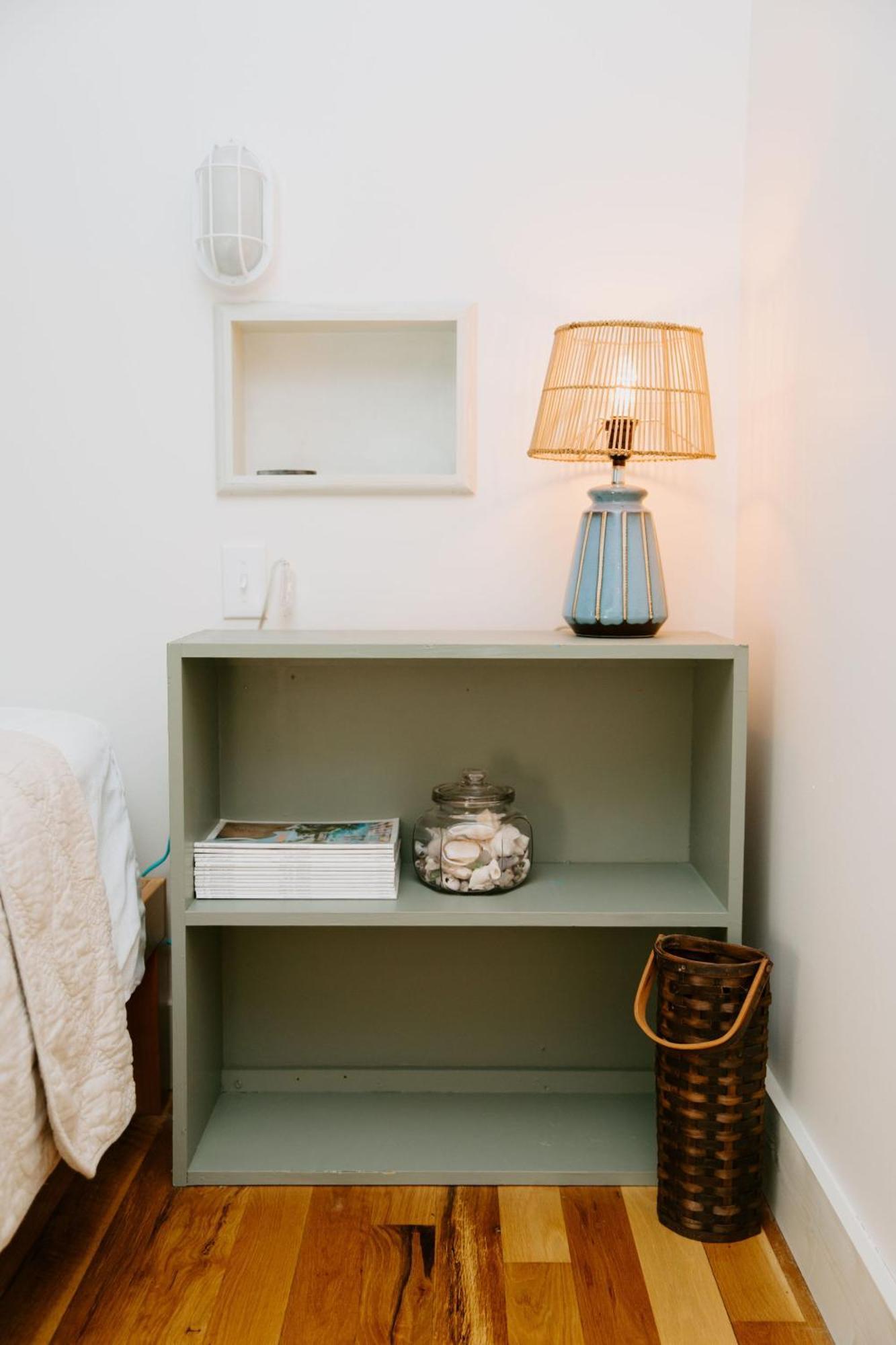 By The Sea: Pagnotto Shellback House Holiday home *